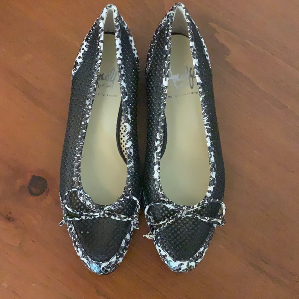 Amalfi by Rangoni Flats